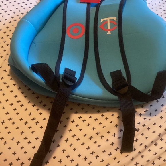 ⚾️ Minnesota Twins MLB T.C. Bear New Backpack Target Field 🐻 MN Twins ⚾️❤️ 🇺🇸 - Picture 14 of 16